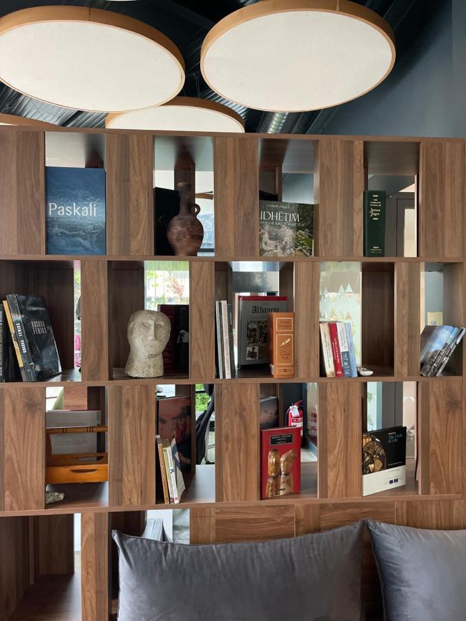 Etnomania Boutique Hotel Приштина Экстерьер фото