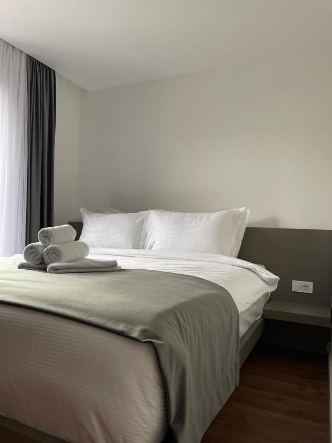 Etnomania Boutique Hotel Приштина Экстерьер фото