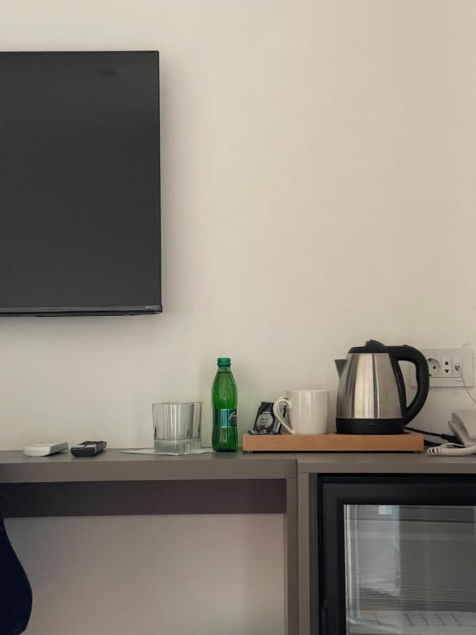Etnomania Boutique Hotel Приштина Экстерьер фото